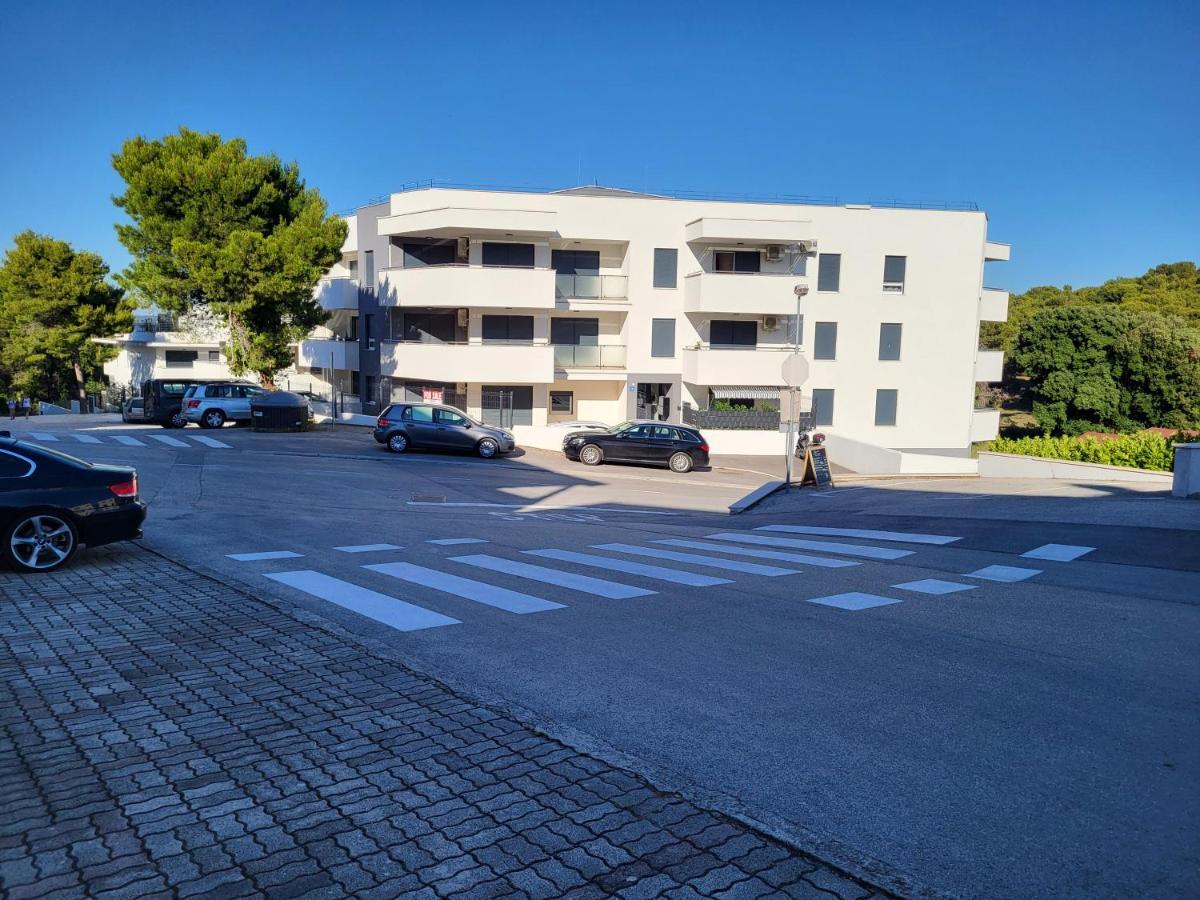 Kiara * Premantura